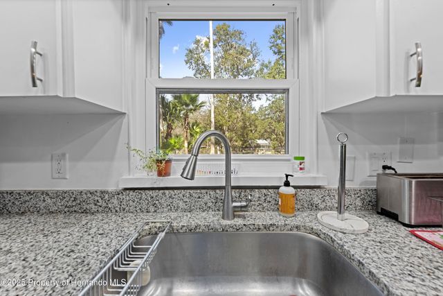 1080 Buena Vista Avenue, Brooksville, FL 34601