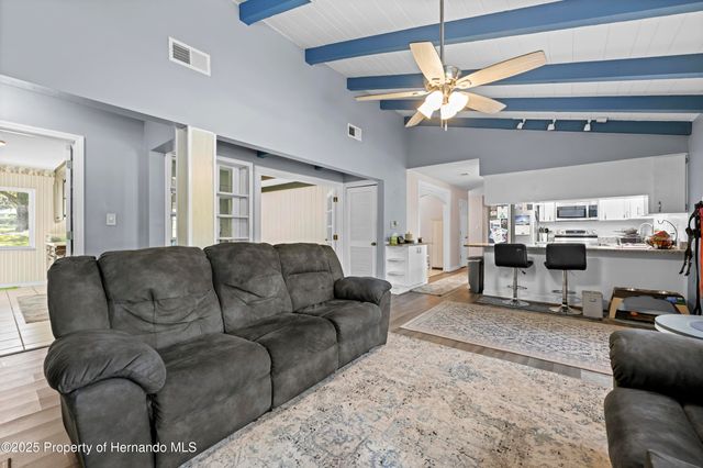 1080 Buena Vista Avenue, Brooksville, FL 34601