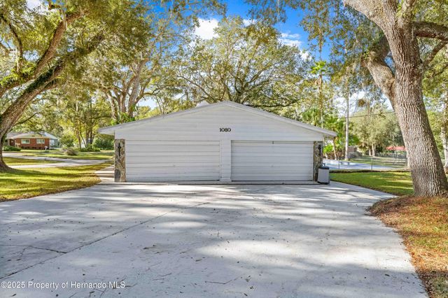 1080 Buena Vista Avenue, Brooksville, FL 34601