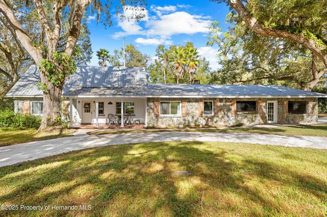 1080 Buena Vista Avenue, Brooksville, FL 34601