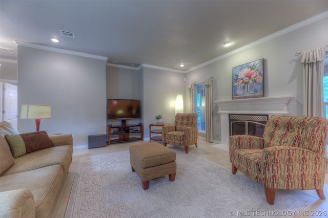 221 Waterford Street, Catoosa, OK 74015