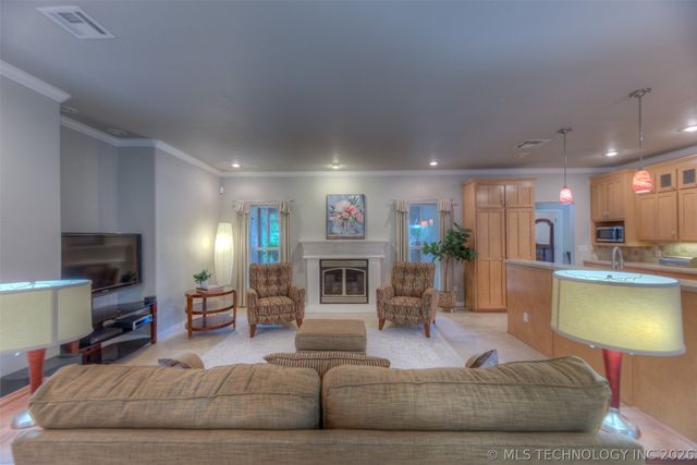 221 Waterford Street, Catoosa, OK 74015