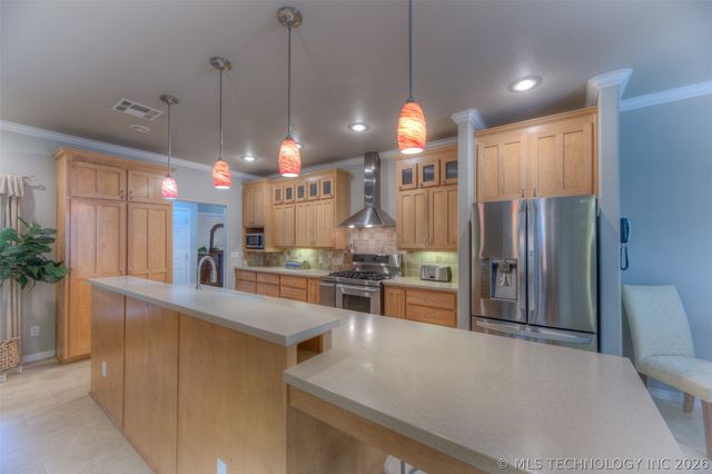 221 Waterford Street, Catoosa, OK 74015