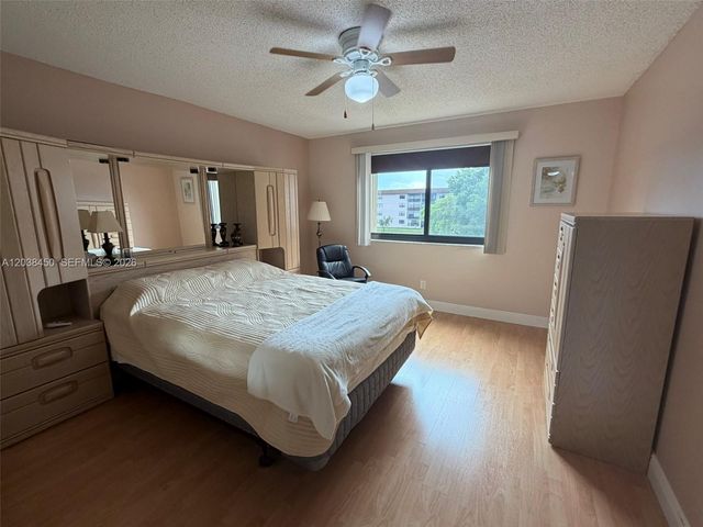 4960 E Sabal Palm Boulevard 308, Tamarac, FL 33319