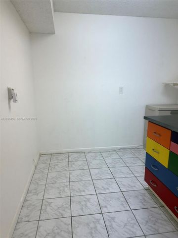 4960 E Sabal Palm Boulevard 308, Tamarac, FL 33319