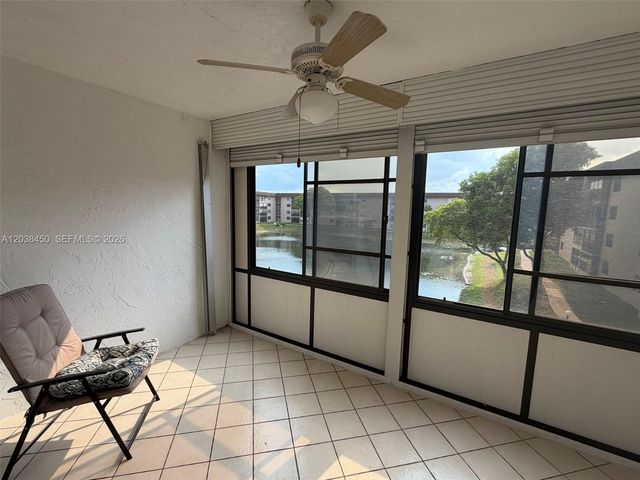 4960 E Sabal Palm Boulevard 308, Tamarac, FL 33319