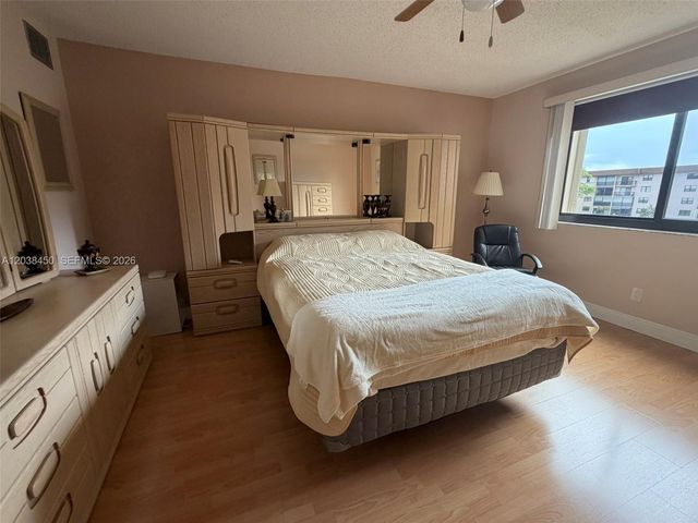 4960 E Sabal Palm Boulevard 308, Tamarac, FL 33319