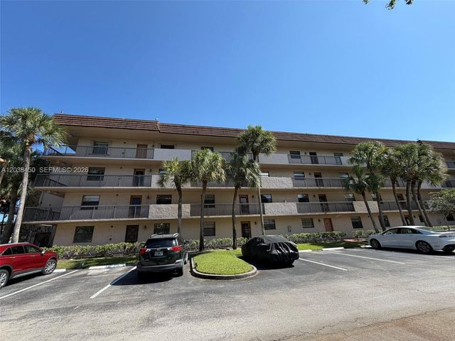 4960 E Sabal Palm Boulevard 308, Tamarac, FL 33319