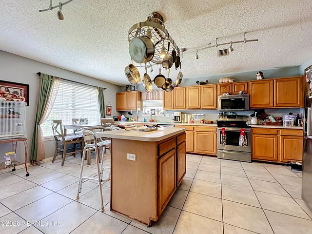 2391 MALLORY HILLS Road, Jacksonville, FL 32221