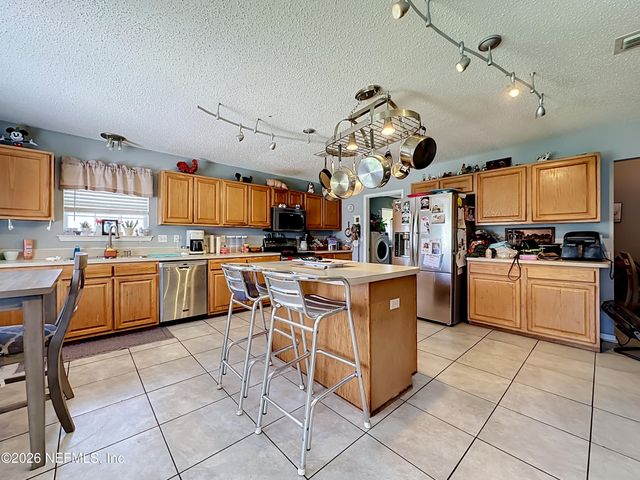 2391 MALLORY HILLS Road, Jacksonville, FL 32221