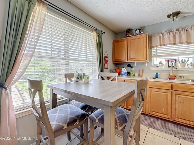 2391 MALLORY HILLS Road, Jacksonville, FL 32221
