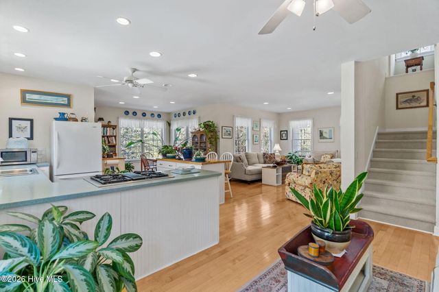 530 North Line Drive, Hampstead, NC 28443