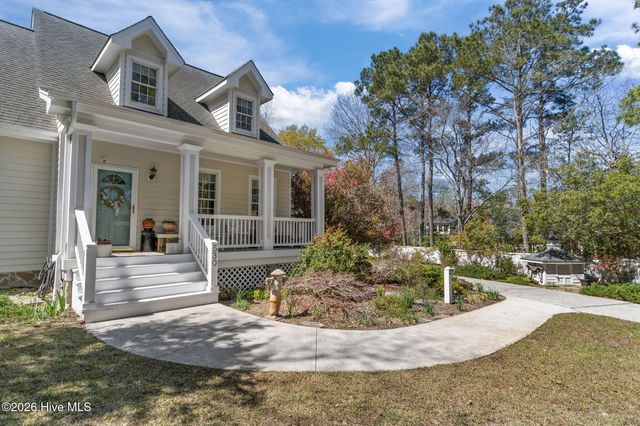 530 North Line Drive, Hampstead, NC 28443