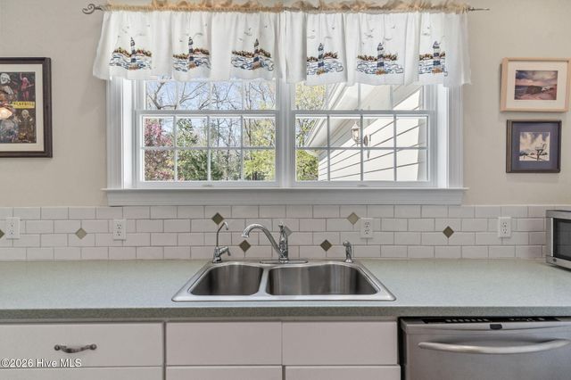 530 North Line Drive, Hampstead, NC 28443