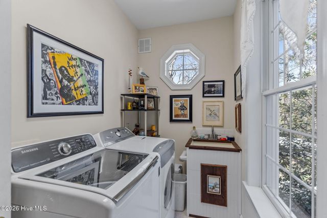 530 North Line Drive, Hampstead, NC 28443