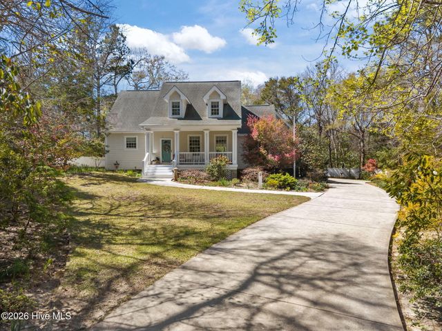 530 North Line Drive, Hampstead, NC 28443