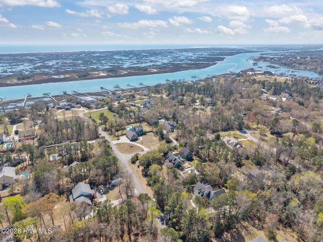 530 North Line Drive, Hampstead, NC 28443