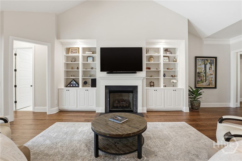 Image 15 of property listing at 25 Golf Drive, Pooler, GA 31322