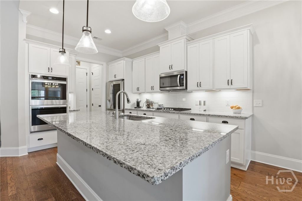 Image 20 of property listing at 25 Golf Drive, Pooler, GA 31322