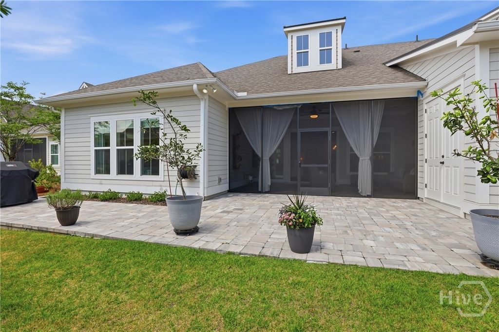 Image 37 of property listing at 25 Golf Drive, Pooler, GA 31322