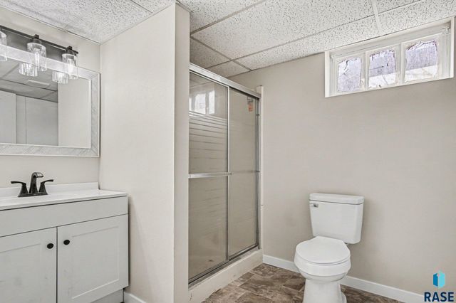 2105 W 21St St Street, Sioux Falls, SD 57105