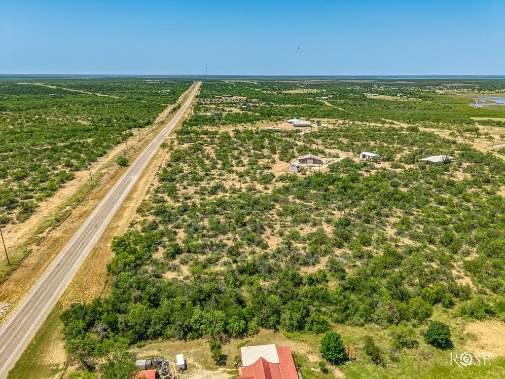Image 17 of property listing at 17001 Mustang Creek Road, Millersview, TX 76862