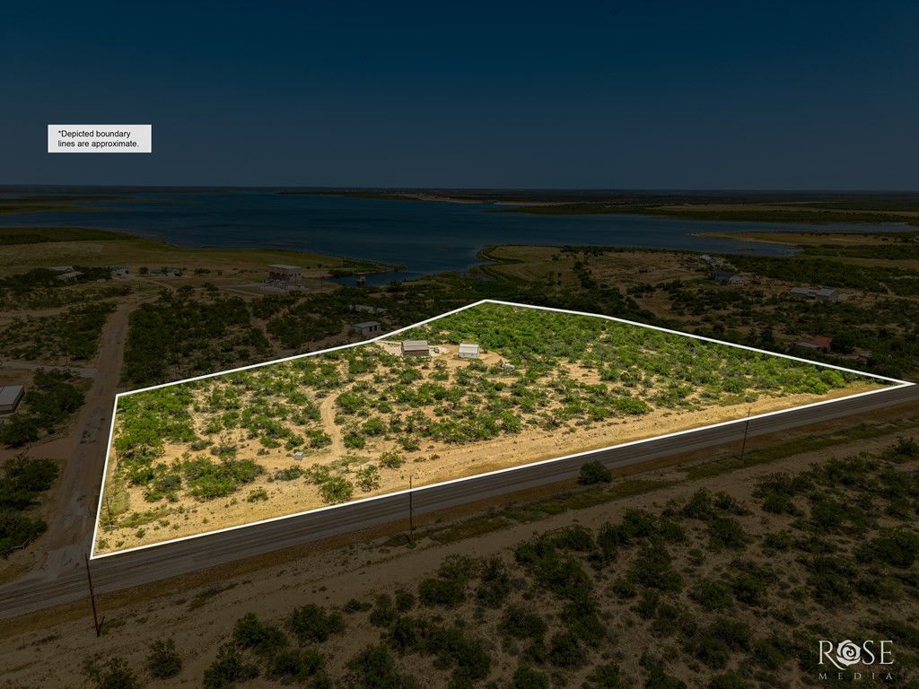 Image 22 of property listing at 17001 Mustang Creek Road, Millersview, TX 76862