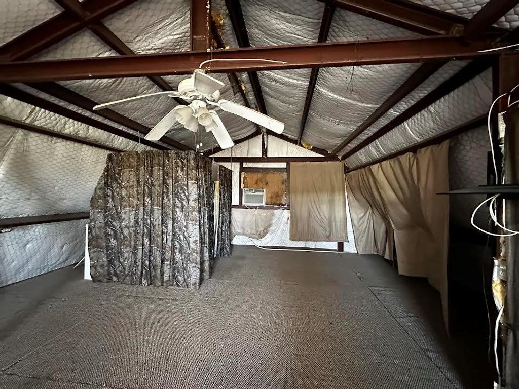 Image 35 of property listing at 17001 Mustang Creek Road, Millersview, TX 76862