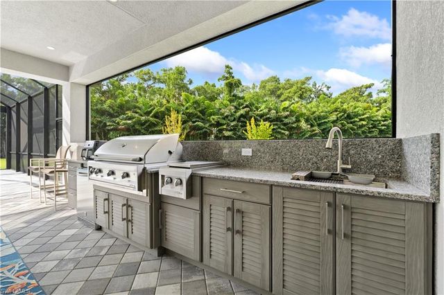 12083 Azalea WAY, Naples, FL 34120