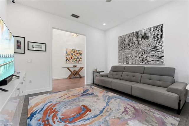 12083 Azalea WAY, Naples, FL 34120