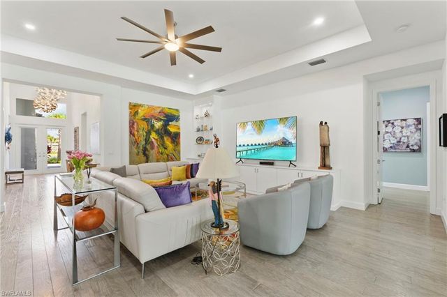 12083 Azalea WAY, Naples, FL 34120