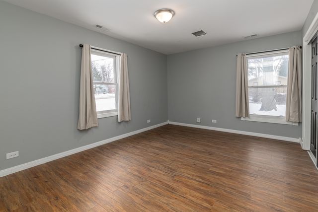 39285 N Garnett Avenue, Beach Park, IL 60099