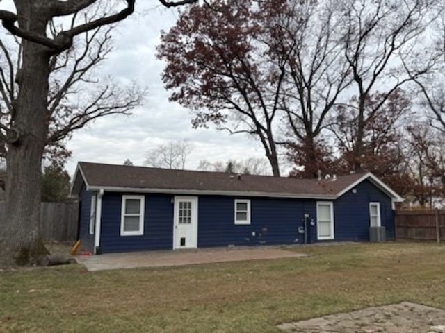 39285 N Garnett Avenue, Beach Park, IL 60099