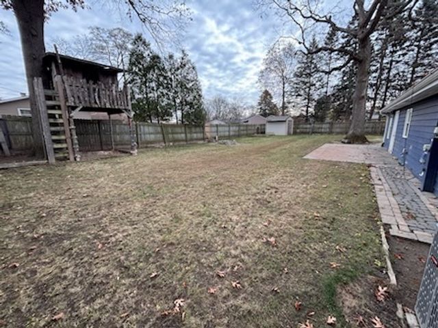 39285 N Garnett Avenue, Beach Park, IL 60099