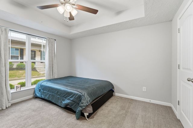 324 Jerry Butler Dr, La Vergne, TN 37086