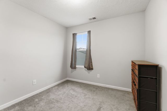 324 Jerry Butler Dr, La Vergne, TN 37086