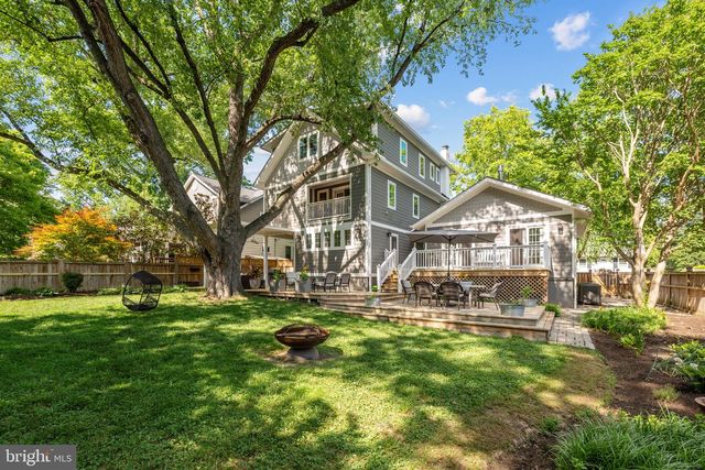 132 S GARFIELD ST, Arlington, VA 22204