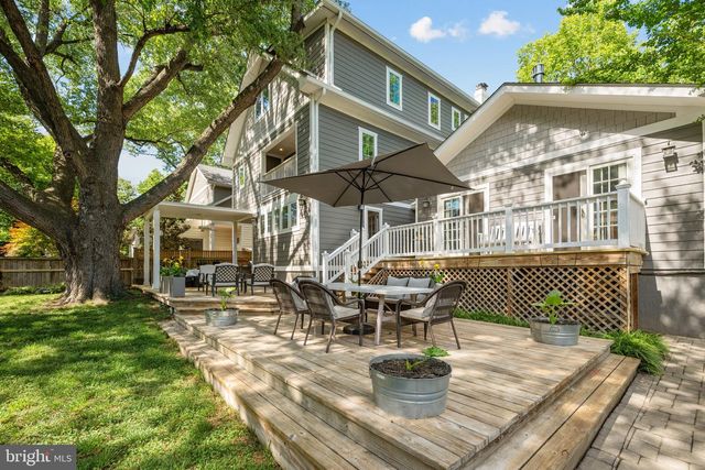 132 S GARFIELD ST, Arlington, VA 22204