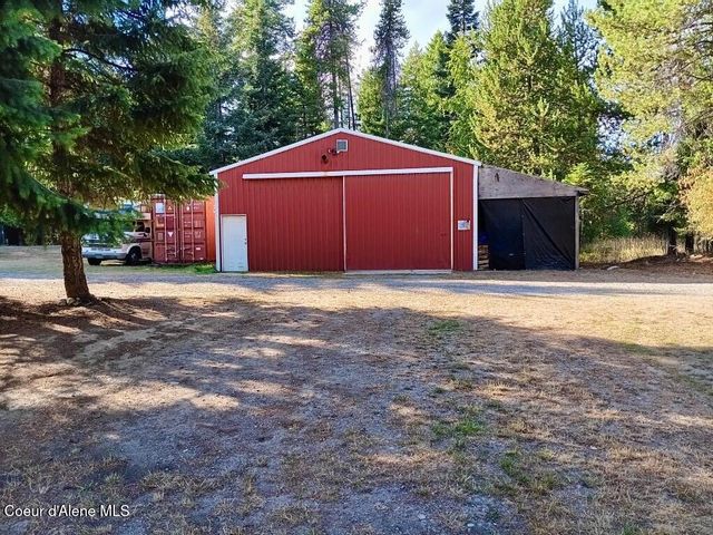 638 Pinewood Ln, Cocolalla, ID 83813