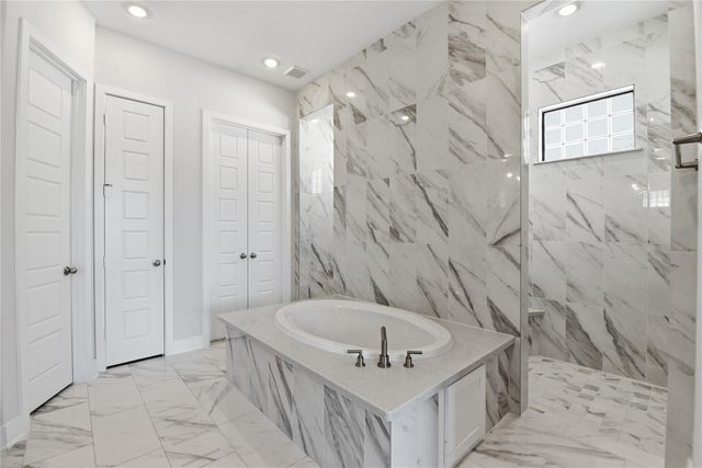 15314 Viviente Drive, Conroe, TX 77302