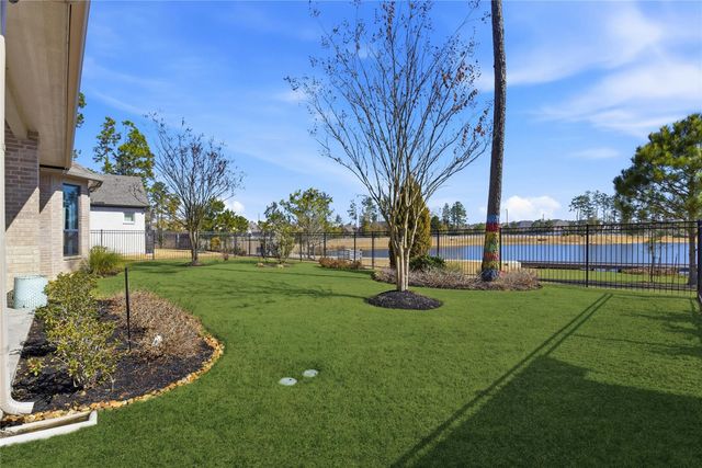 15314 Viviente Drive, Conroe, TX 77302