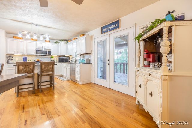 3507 Quail Run Road, West Plains, MO 65775