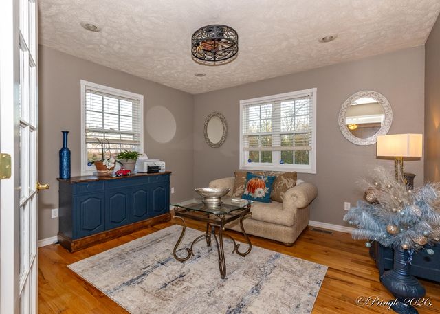 3507 Quail Run Road, West Plains, MO 65775