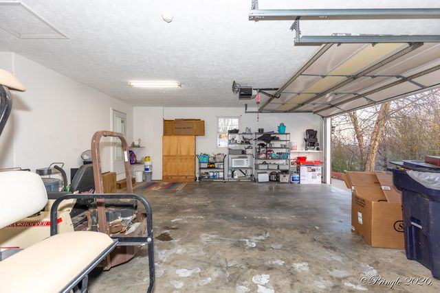 3507 Quail Run Road, West Plains, MO 65775
