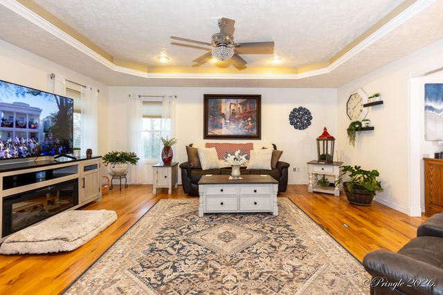 3507 Quail Run Road, West Plains, MO 65775