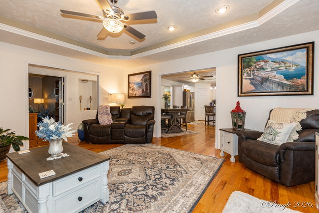 3507 Quail Run Road, West Plains, MO 65775