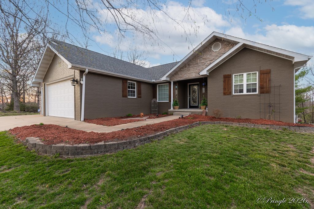 3507 Quail Run Road, West Plains, MO 65775
