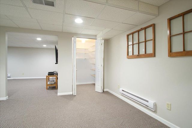 498 N Arthur Circle, Verona, WI 53593