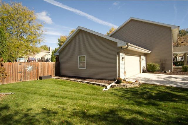 498 N Arthur Circle, Verona, WI 53593