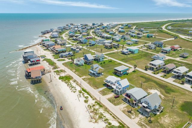 13219 Jolly Roger, Freeport, TX 77541
